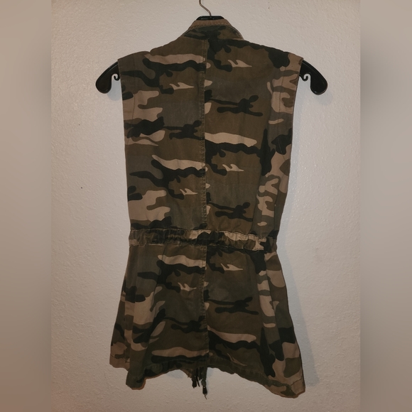 Ci Sono green Camouflage Vest - Picture 4 of 5